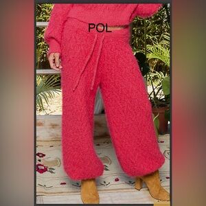 BPB216-3❤️POL fabulous  Fuzzy Red+pink sweater pants w/jogger bottoms!